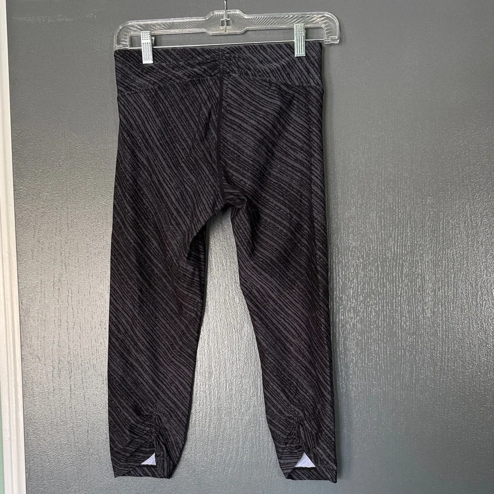 Calvin Klein Womens Charcoal Striped Leggings